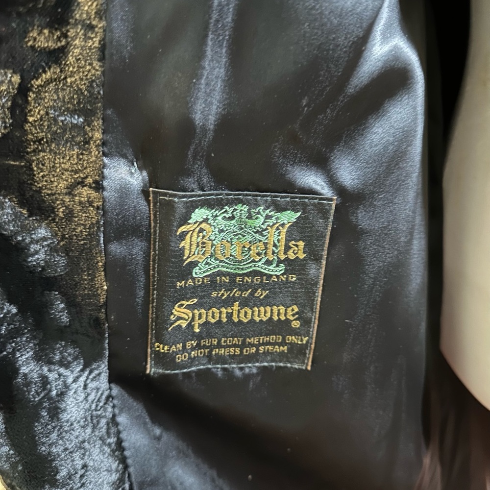 Vintage Borella Black Crushed Velvet & Fur Jacket Coat with 3/4 Sleeves. Size M - Picture 4 of 8